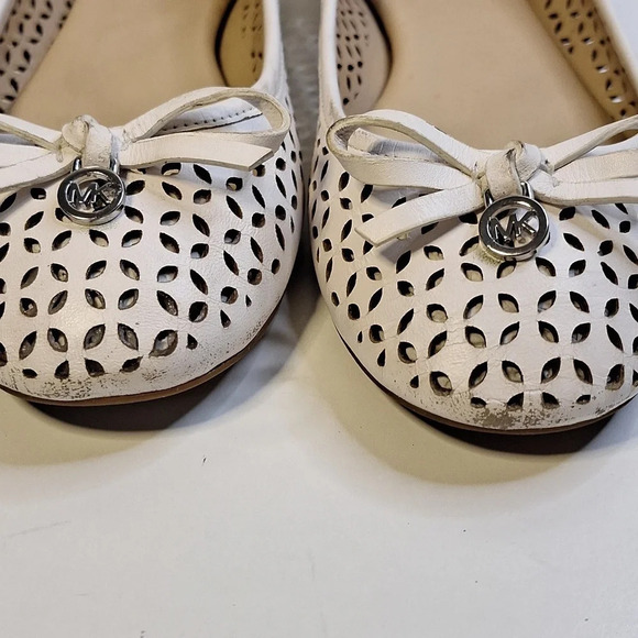 Michael  Kors Olivia Ballet flats white SZ 6 - Picture 2 of 10